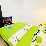 Urban Serenity Flat - Plaza Romania Mall Apartmán *