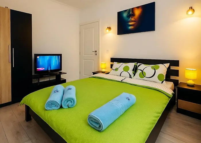 Urban Serenity Flat - Plaza Romania Mall